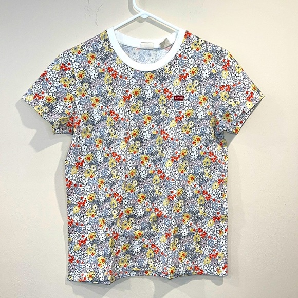 🔥Levi's Kids Floral Print T-Shirt - Multicolor🔥 - Picture 1 of 4
